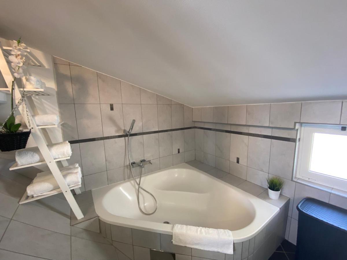 Apartment Sirius Podstrana Bagian luar foto