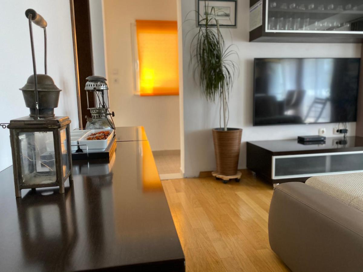Apartment Sirius Podstrana Bagian luar foto
