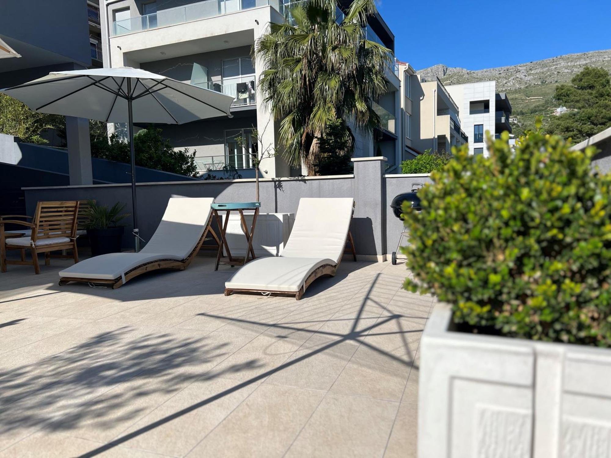 Apartment Sirius Podstrana Bagian luar foto