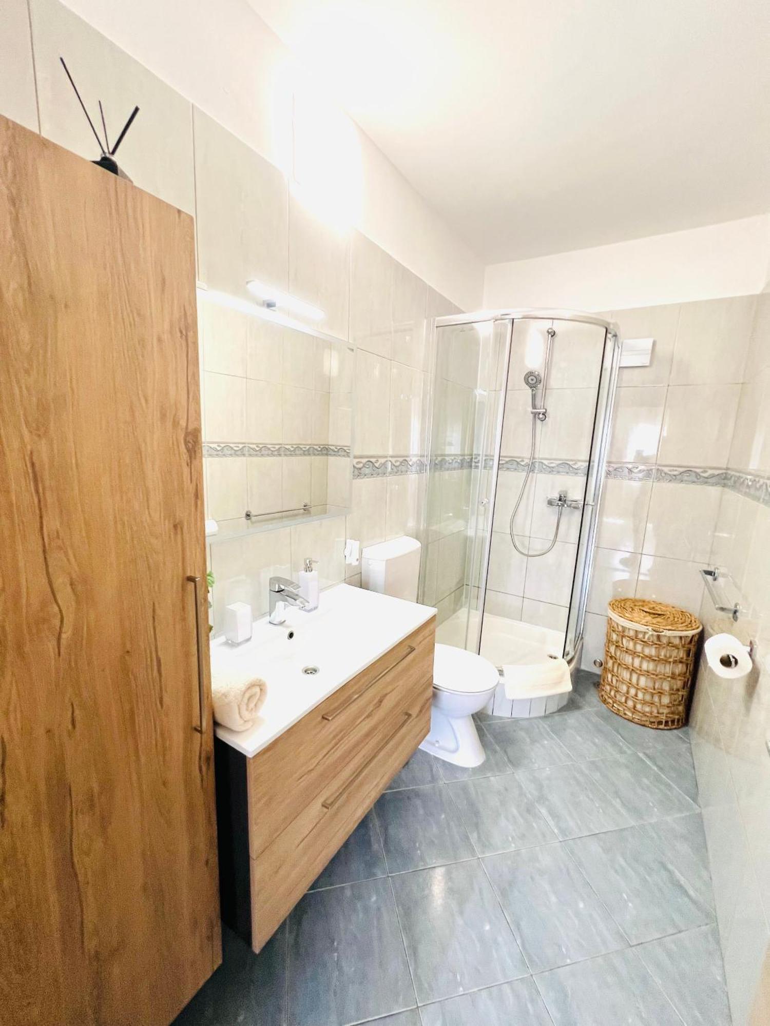 Apartment Sirius Podstrana Bagian luar foto