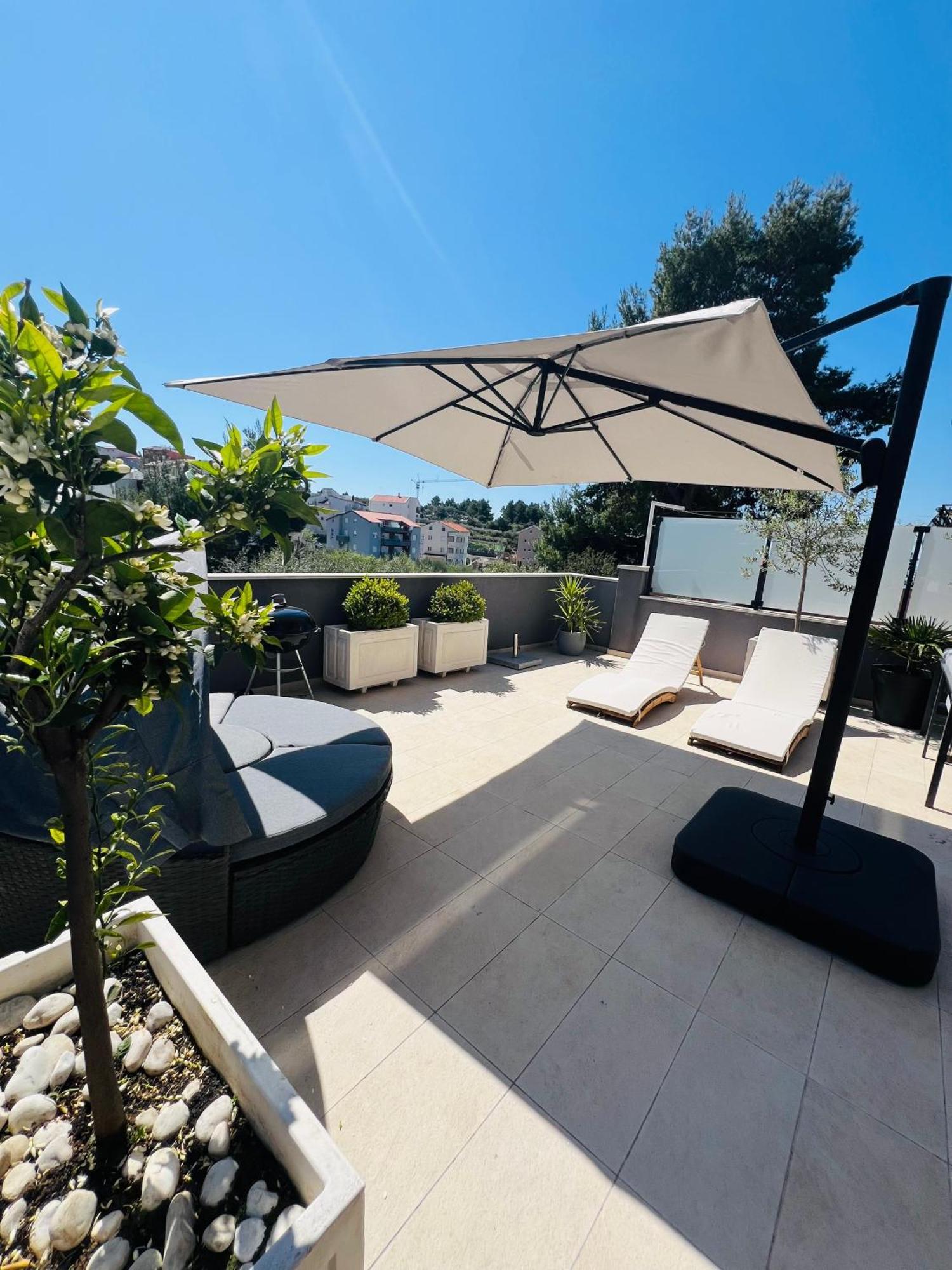 Apartment Sirius Podstrana Bagian luar foto