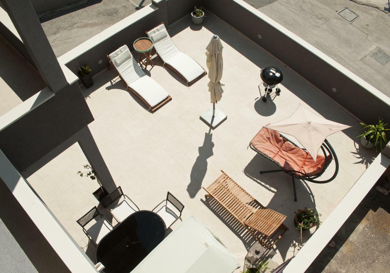 Apartment Sirius Podstrana Bagian luar foto