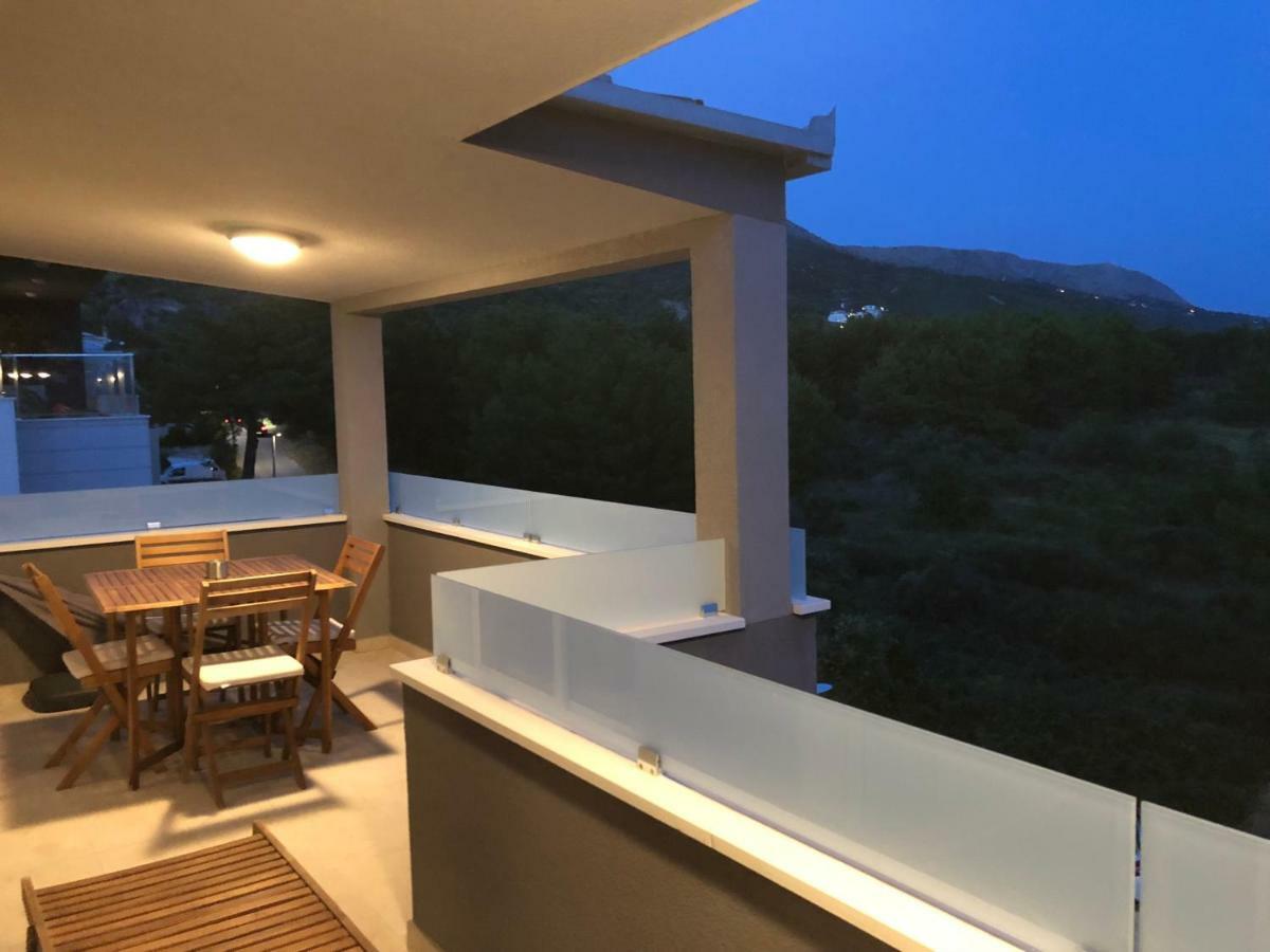 Apartment Sirius Podstrana Bagian luar foto